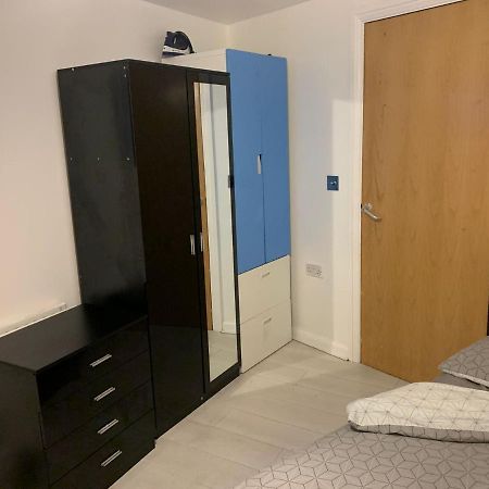 Room Near City London Ngoại thất bức ảnh