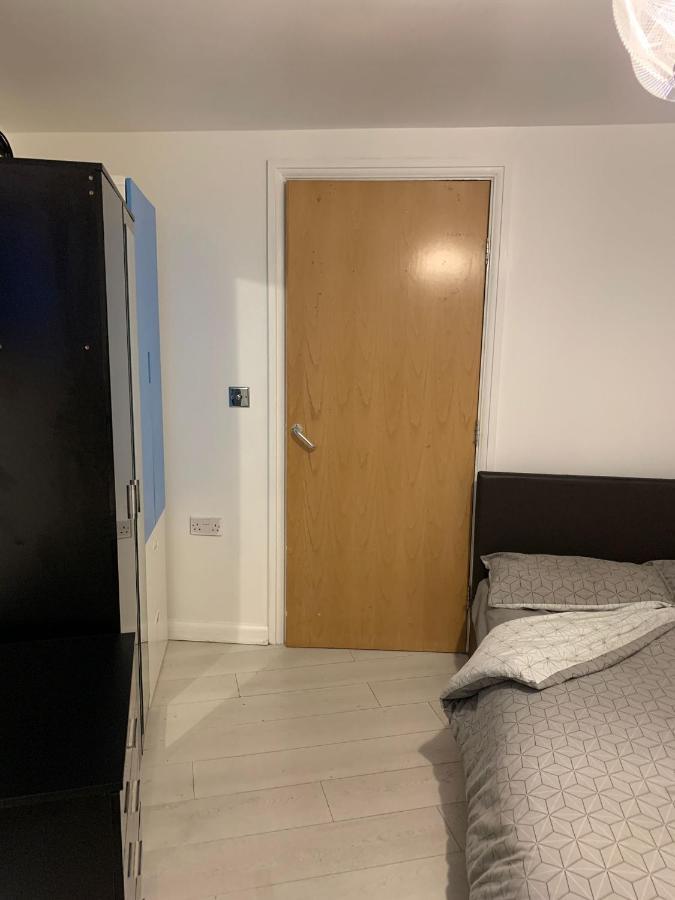 Room Near City London Ngoại thất bức ảnh