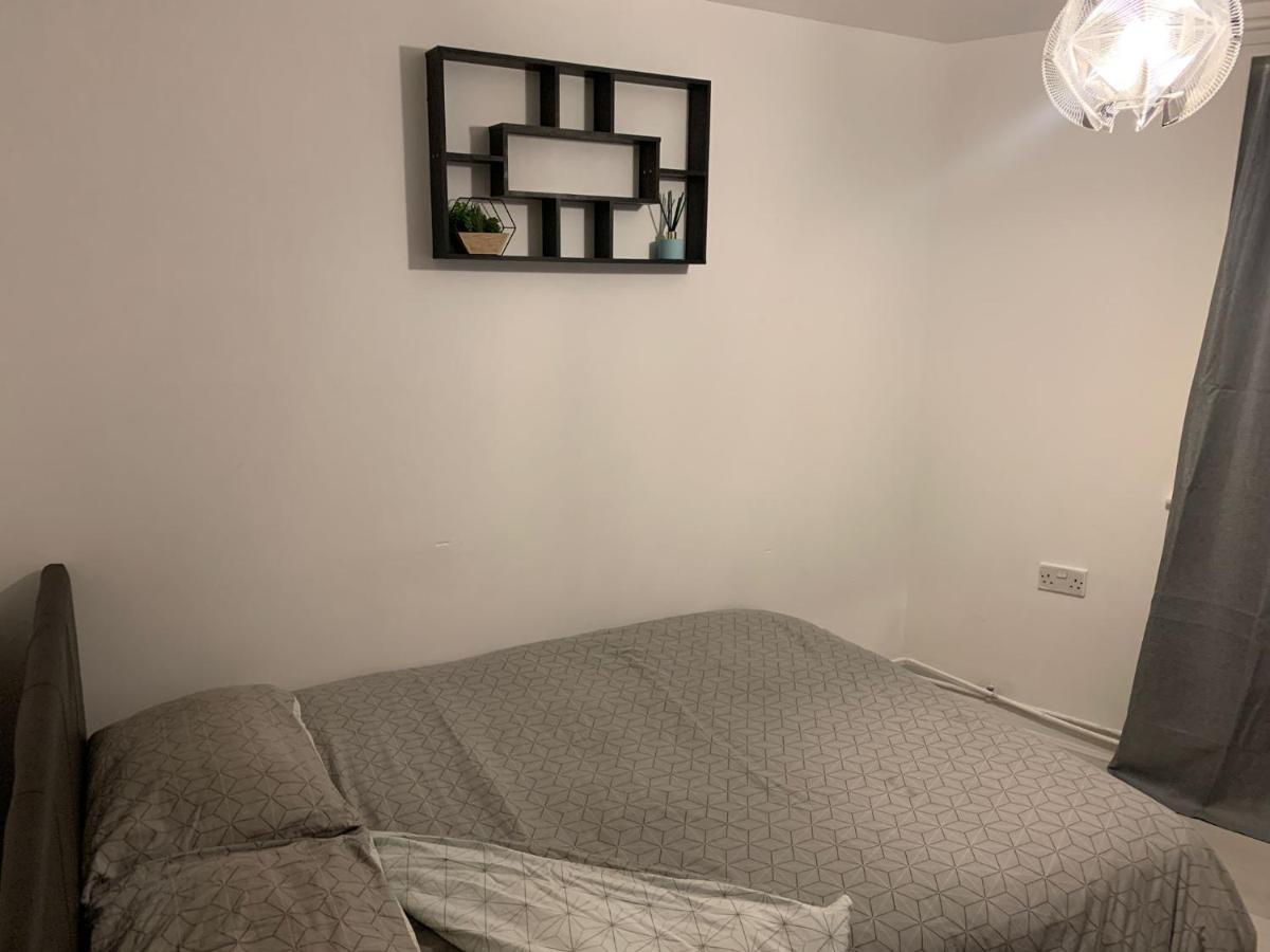 Room Near City London Ngoại thất bức ảnh